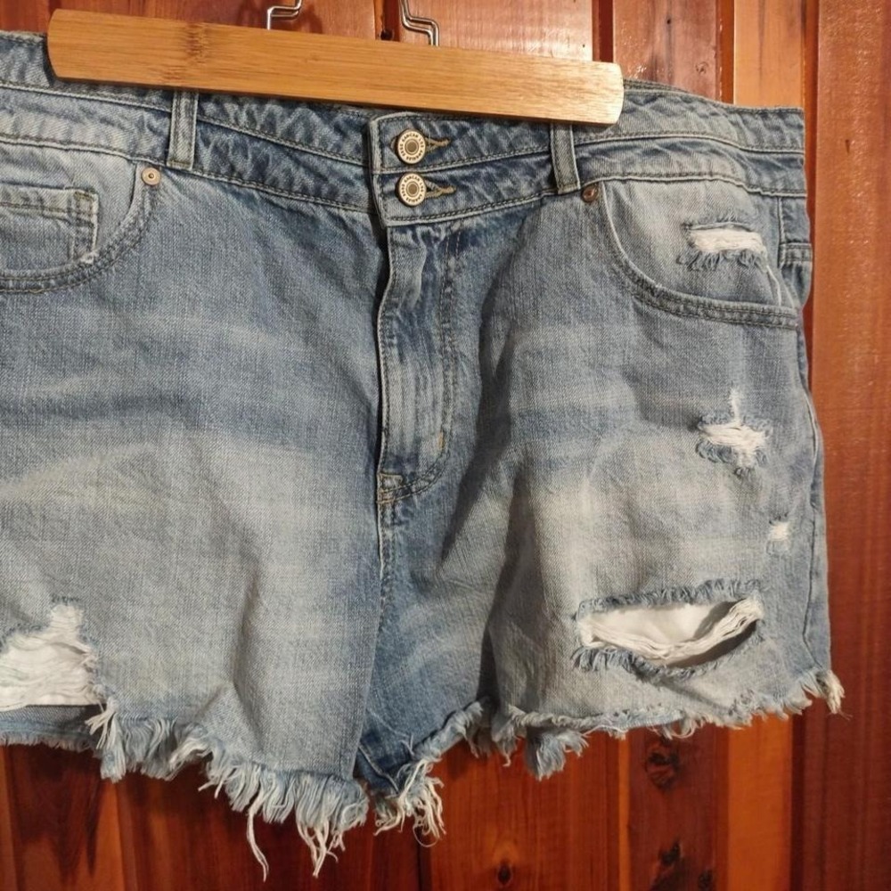Kancan blue denim shorts with frayed hem #denim #summer 
T101'